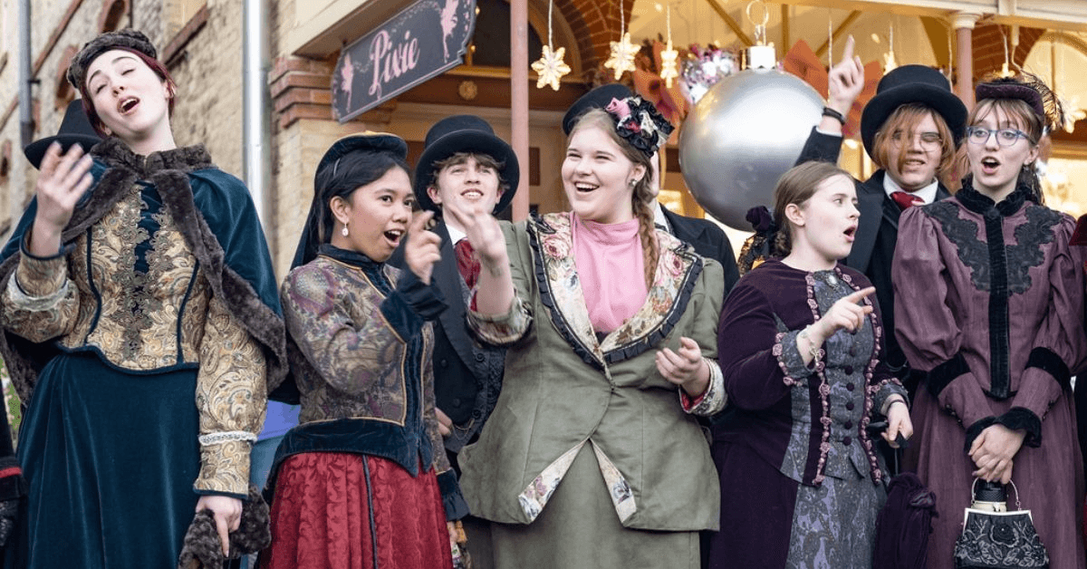 Boerne's Dickens on Main Expands to Three Weekends of Holiday Festivities